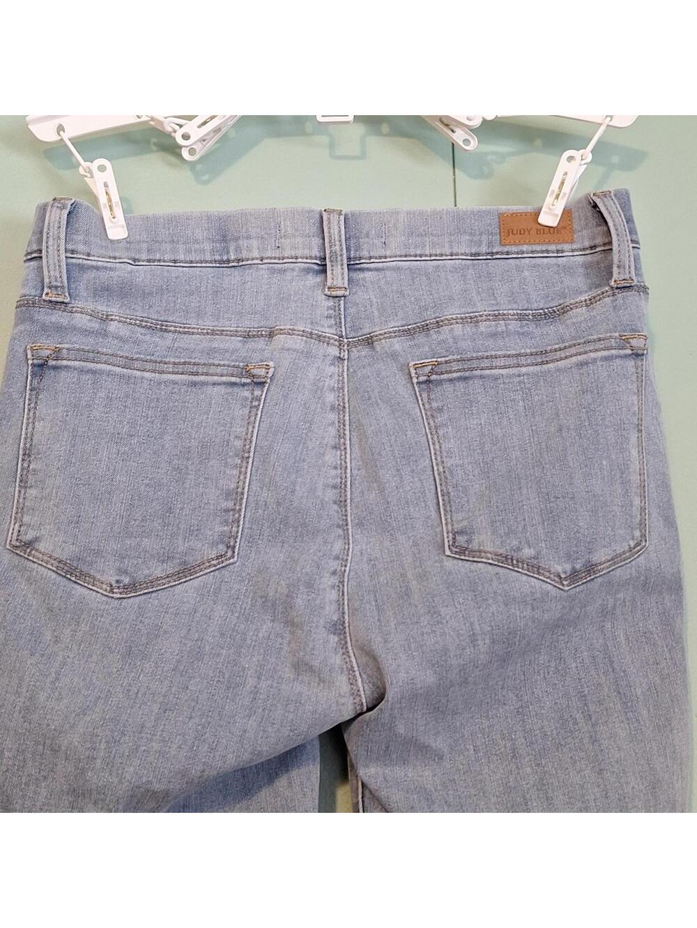 Judy Blue Light Wash Pull On Skinny Jean Size 9 / 29 - Picture 6 of 8